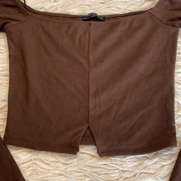 Naked Wardrobe Brown Ribbed Crop Long Sleeve Slit Top sz M - Picture 7 of 9